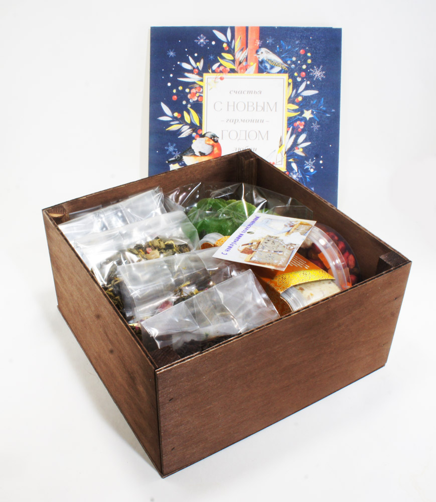 Подарок Коробка с прозрачной крышкой чай и конфеты